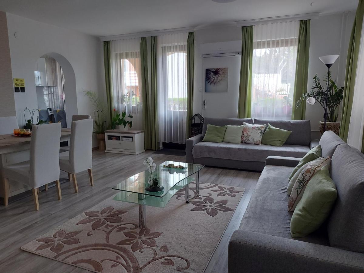 Nagcsaládos Rózsa Apartman Balatonlelle Exterior foto